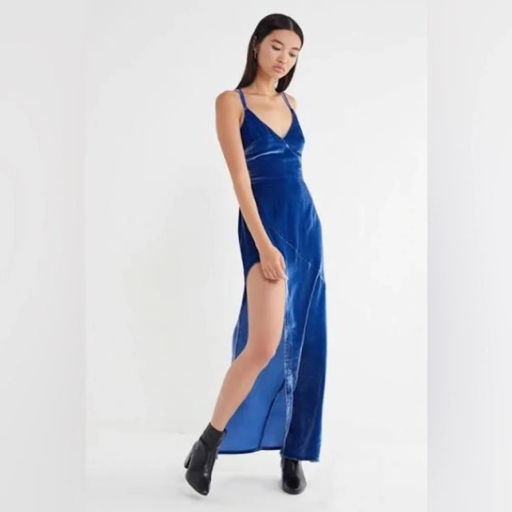 For Love & Lemons Nadine Cobalt Blue Velvet Maxi Dress M Plunging Slit - Picture 2 of 8